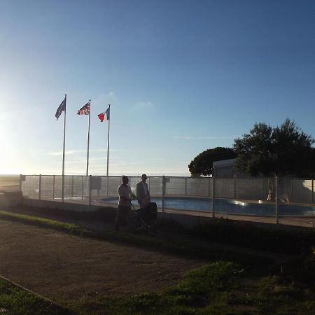 Hotel L'Oceane Andernos-les-Bains ภายนอก รูปภาพ